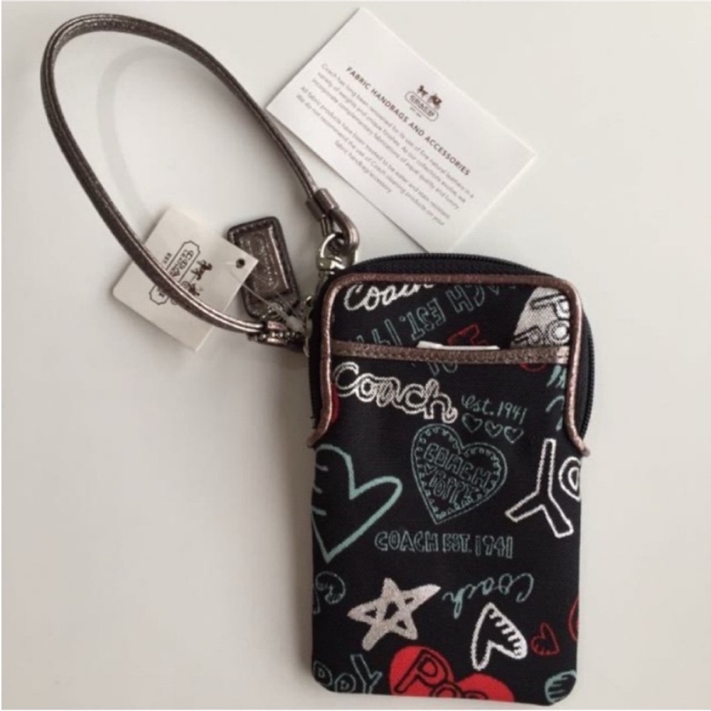Coach Poppy Graffiti Universal Case with wristlet Metallic - Picture 3 of 7